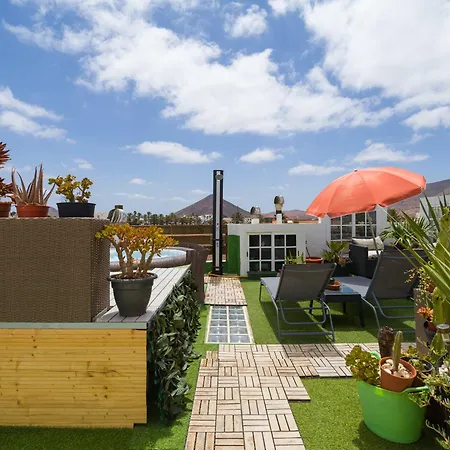 Landhuis Solo Adultos, Tuneras *