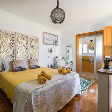 Landhuis Solo Adultos, Tuneras