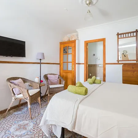 Solo Adultos, Tuneras * La Oliva