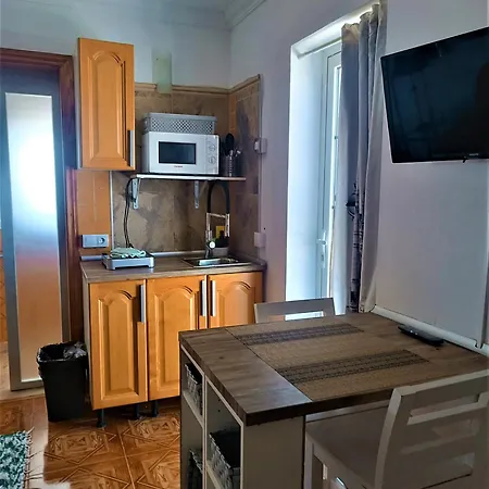 Solo Adultos, Tuneras Landhuis *