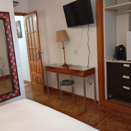 Solo Adultos, Tuneras * La Oliva