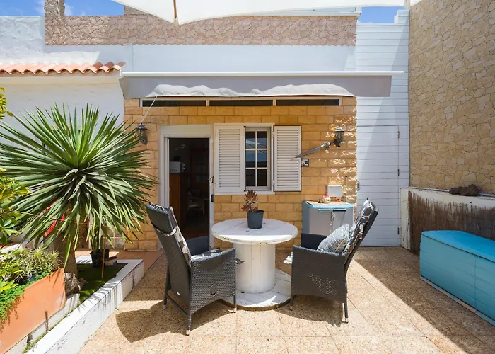 منزل ريفي Solo Adultos, Tuneras