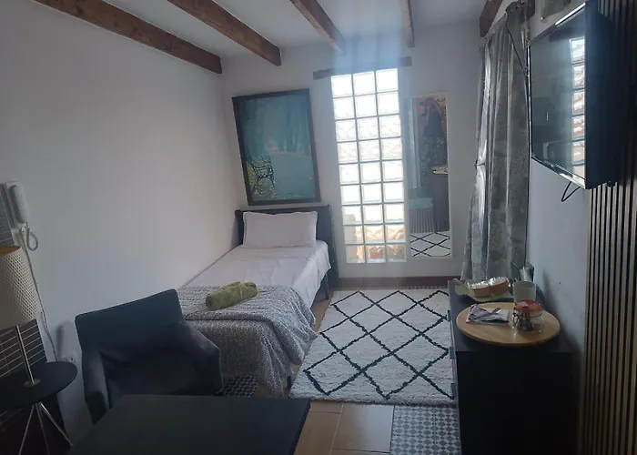 منزل ريفي Solo Adultos, Tuneras