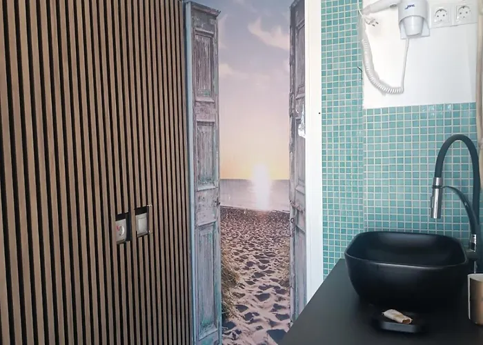 Solo Adultos, Tuneras *