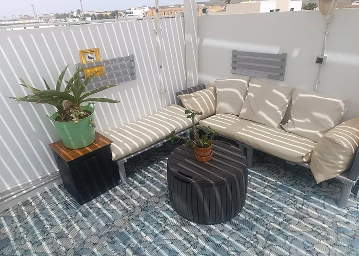 منزل ريفي Solo Adultos, Tuneras