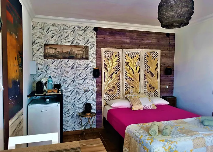 Solo Adultos, Tuneras