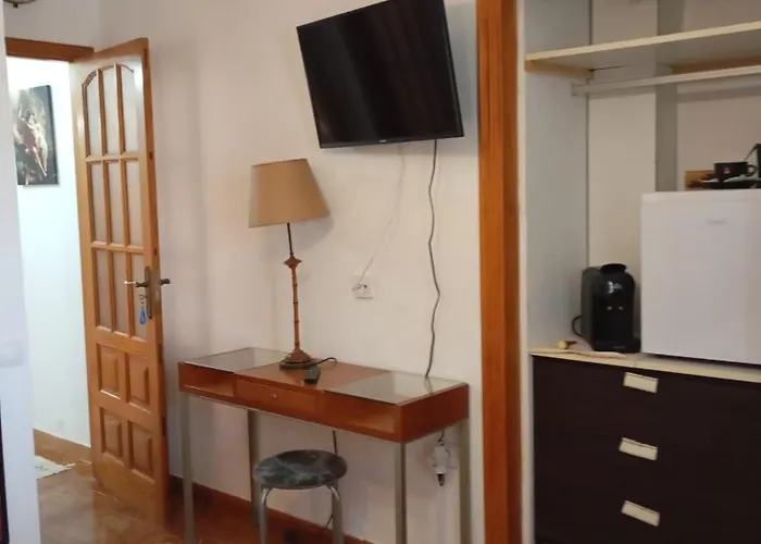 Solo Adultos, Tuneras