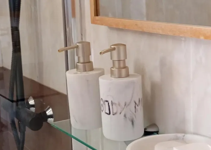 Solo Adultos, Tuneras منزل ريفي لا أوليفا